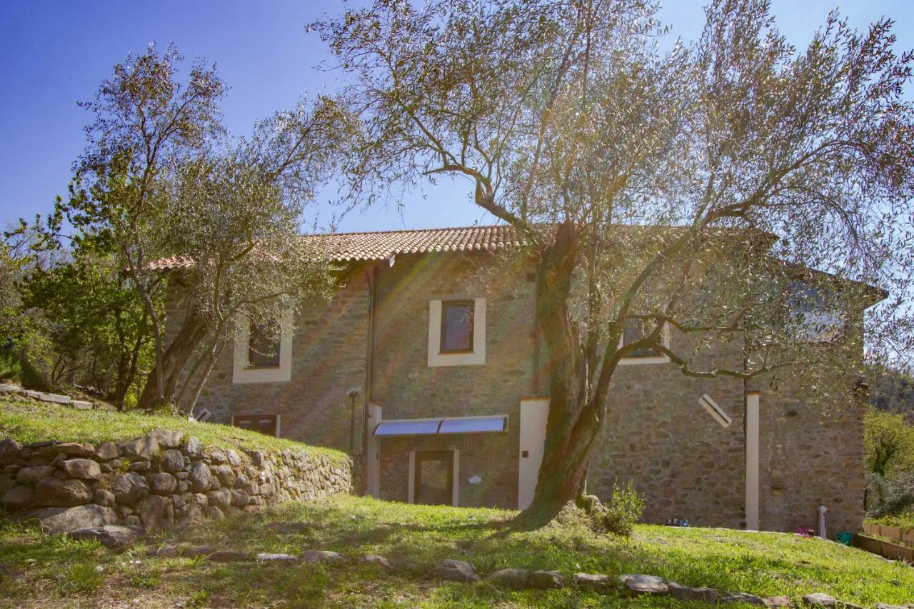 Agripodere Il Falco Pontremoli Bagian luar foto